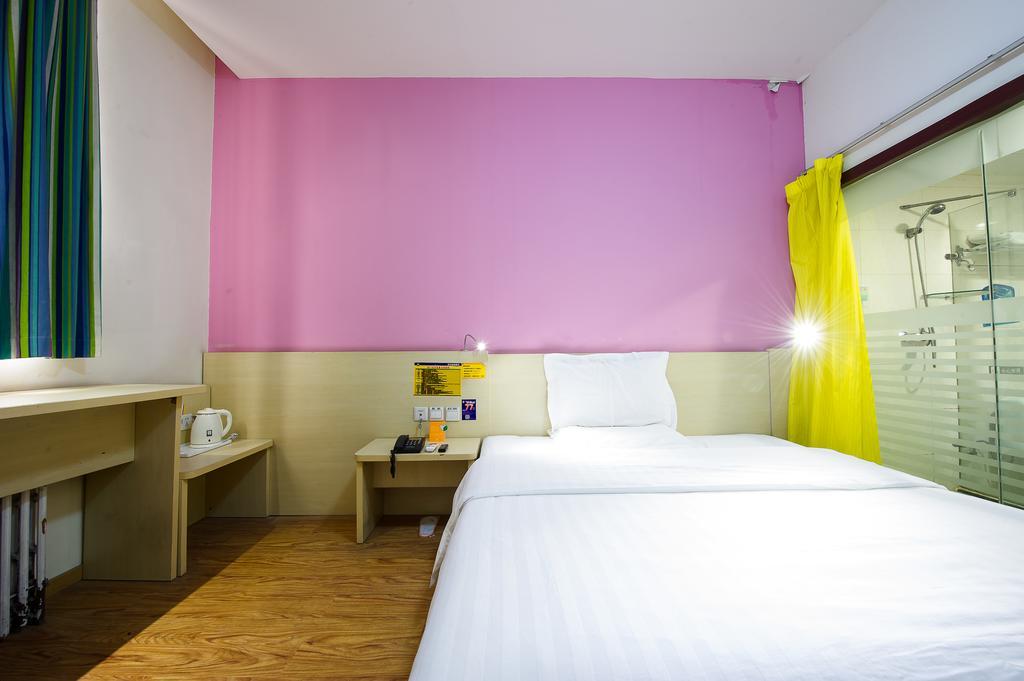 7Days Inn Foshan Qiandeng Lake Nangui Road Subway Station 外观 照片